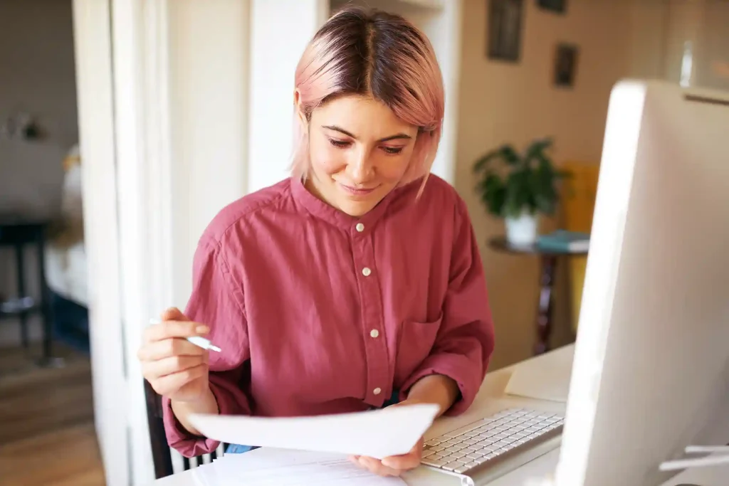 young-female-with-pinkish-hair-posing